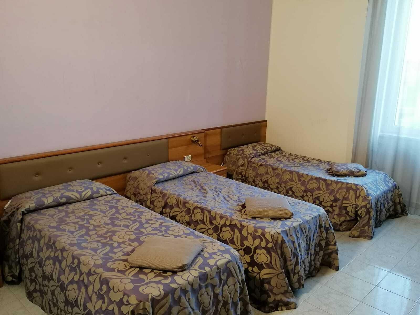 Hotel Santa Marta ปอซซุออลี ภายนอก รูปภาพ