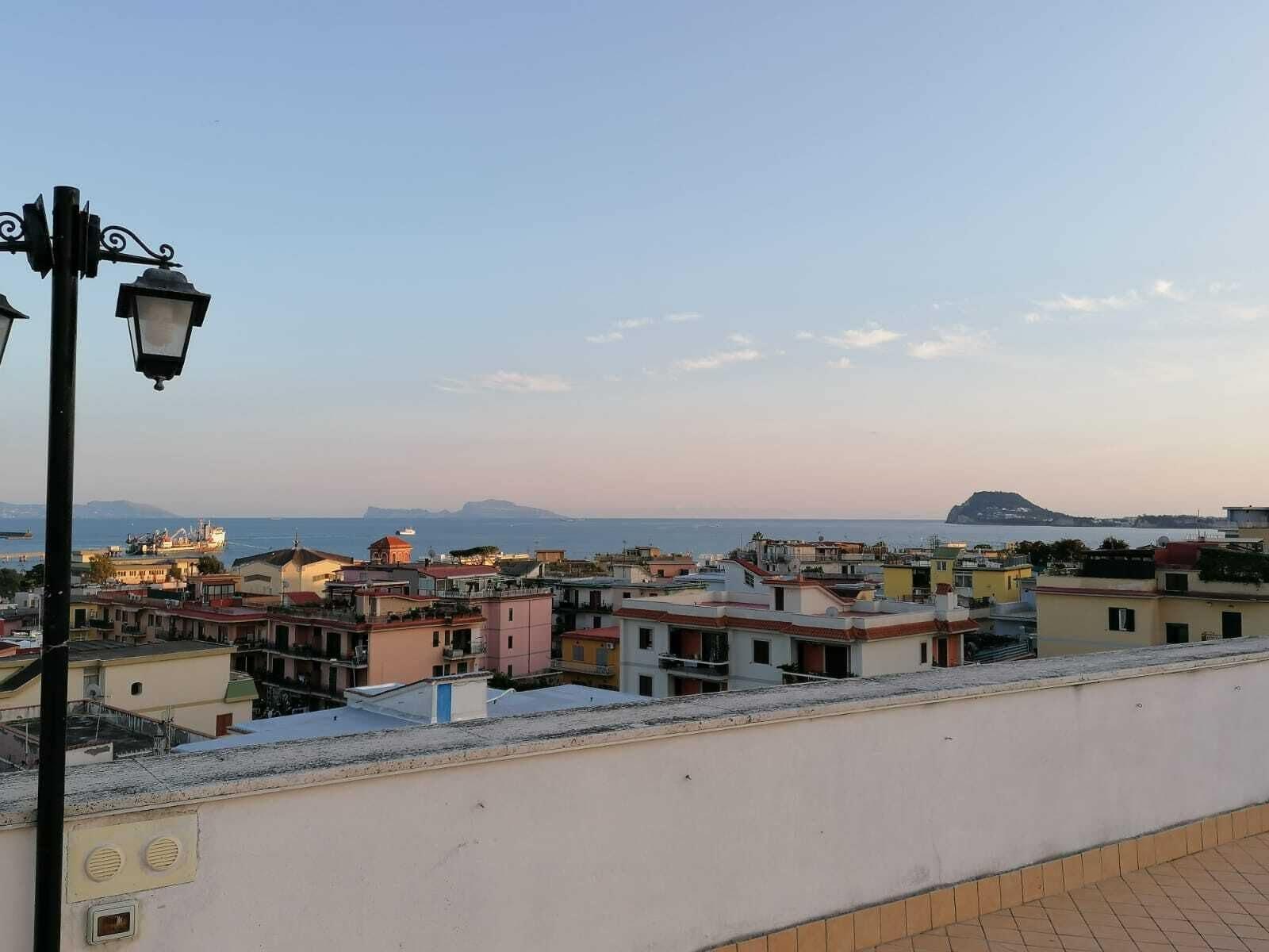 Hotel Santa Marta ปอซซุออลี ภายนอก รูปภาพ