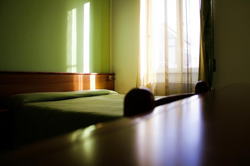 Hotel Santa Marta ปอซซุออลี ภายนอก รูปภาพ