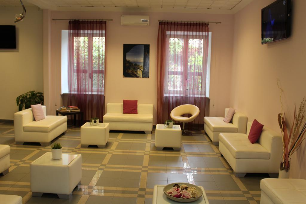 Hotel Santa Marta ปอซซุออลี ภายนอก รูปภาพ