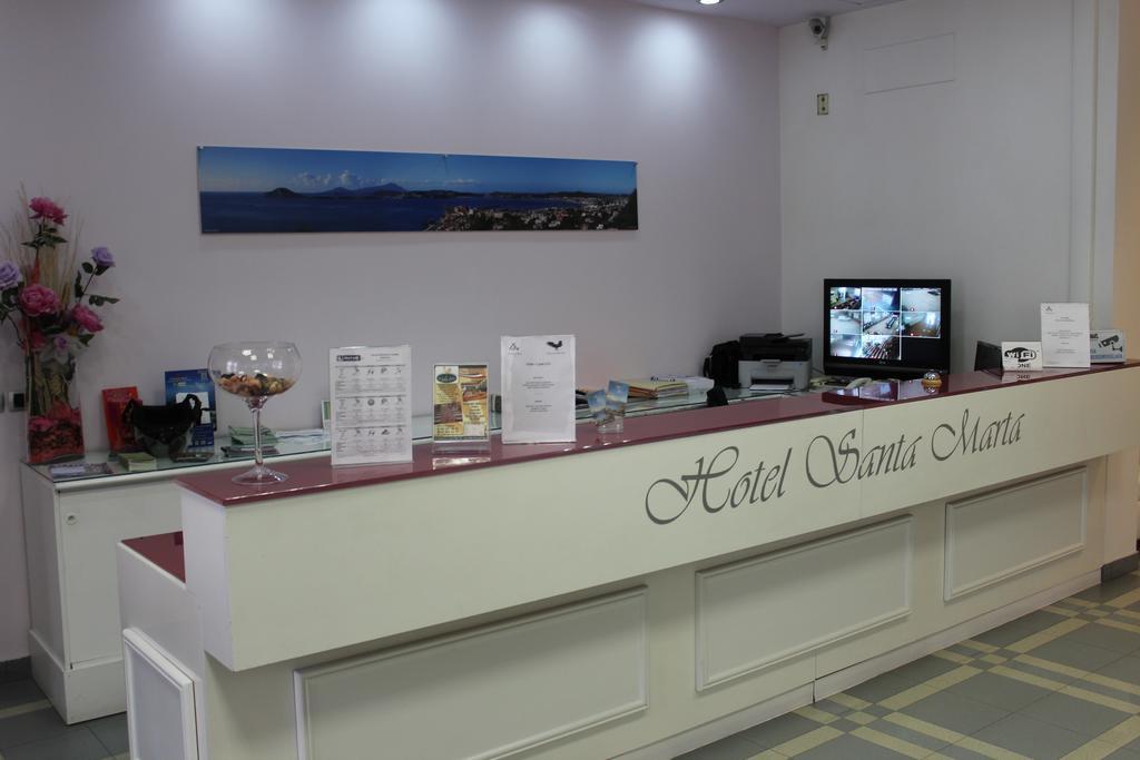 Hotel Santa Marta ปอซซุออลี ภายนอก รูปภาพ