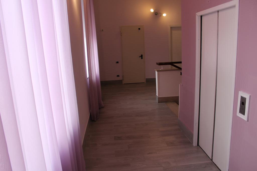Hotel Santa Marta ปอซซุออลี ภายนอก รูปภาพ