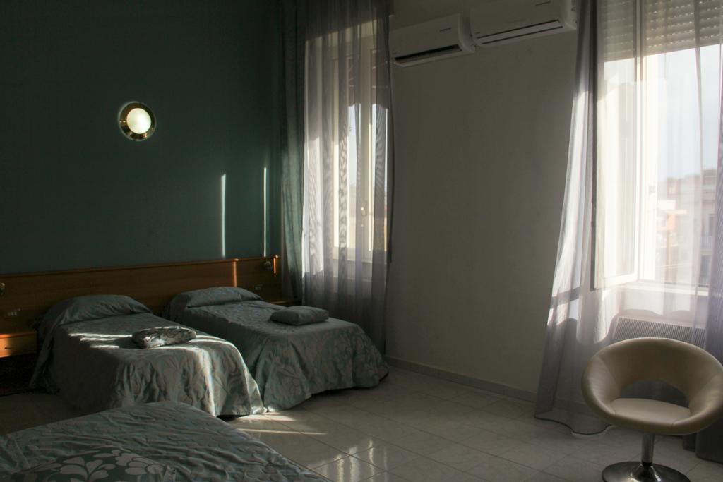 Hotel Santa Marta ปอซซุออลี ภายนอก รูปภาพ